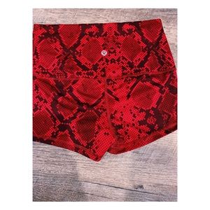 lululemon shorts geometric print